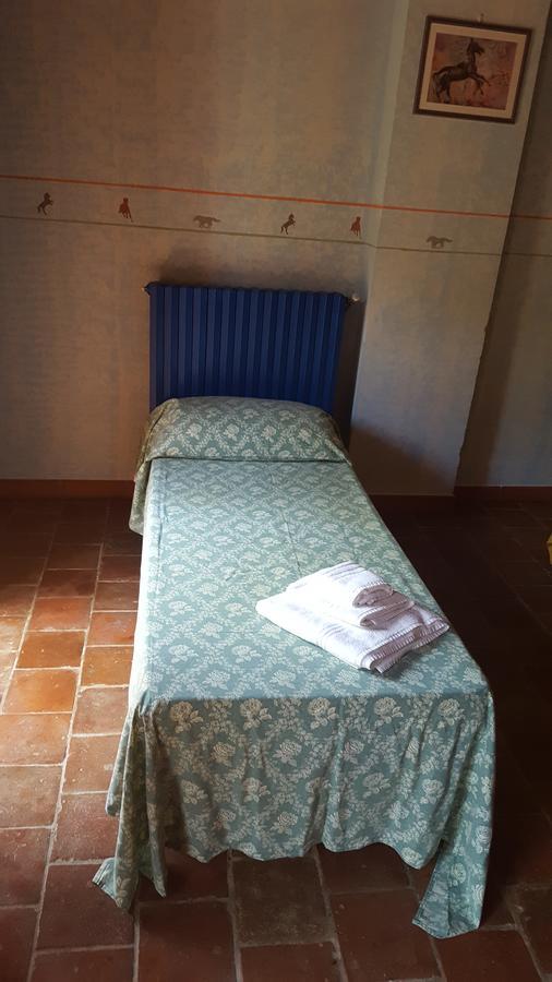 Agriturismo La.Ti.Mi.Da. Кассине Экстерьер фото